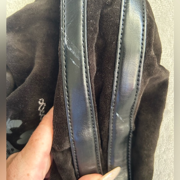 Juicy Couture Y2K “Live for Juicy” black velour bag 🖤🩷🩶 - Picture 6 of 12